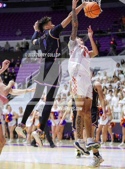 Thumbnail 2 in Timpview vs. Orem (UHSAA 5A Semifinal) photogallery.