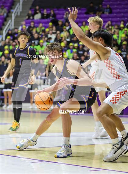 Thumbnail 3 in Timpview vs. Orem (UHSAA 5A Semifinal) photogallery.