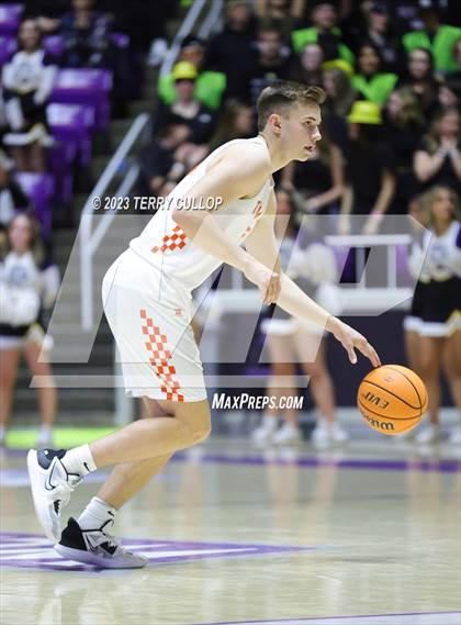 Thumbnail 3 in Timpview vs. Orem (UHSAA 5A Semifinal) photogallery.
