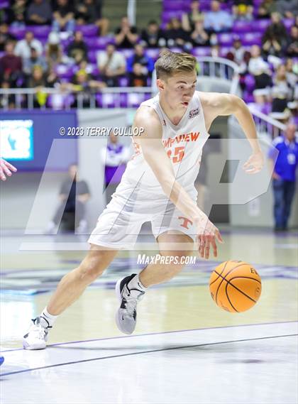Thumbnail 1 in Timpview vs. Orem (UHSAA 5A Semifinal) photogallery.