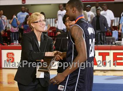 Thumbnail 3 in South Central vs. Huss (NCHSAA 3A Final) photogallery.