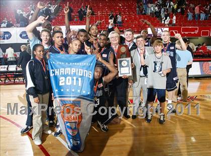 Thumbnail 2 in South Central vs. Huss (NCHSAA 3A Final) photogallery.