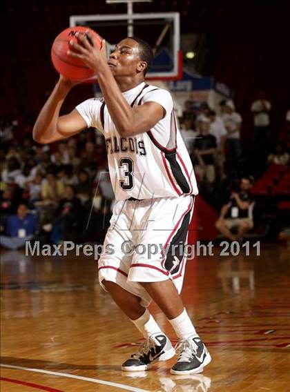 Thumbnail 2 in South Central vs. Huss (NCHSAA 3A Final) photogallery.