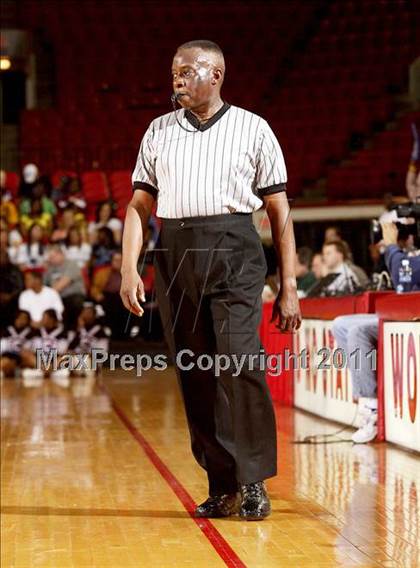 Thumbnail 3 in South Central vs. Huss (NCHSAA 3A Final) photogallery.