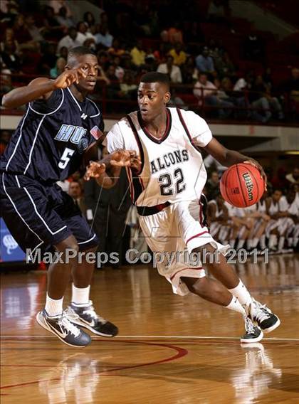Thumbnail 2 in South Central vs. Huss (NCHSAA 3A Final) photogallery.