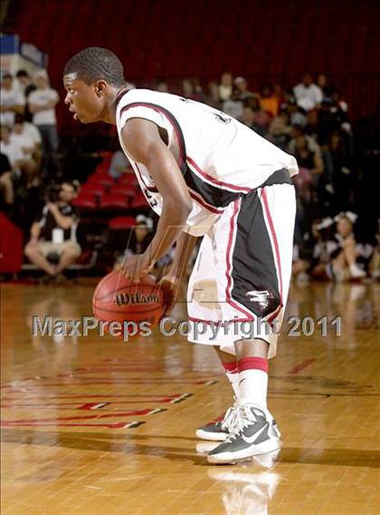 Thumbnail 1 in South Central vs. Huss (NCHSAA 3A Final) photogallery.