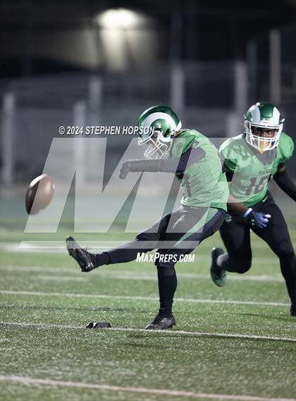 Thumbnail 3 in St. Mary's vs. Vacaville (CIF SJS D2 Playoff Round 2) photogallery.