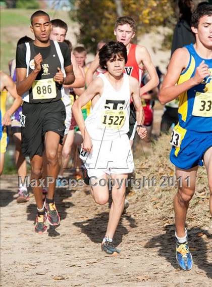 Thumbnail 2 in CIF State Cross Country Championships (Boys Division IV) photogallery.