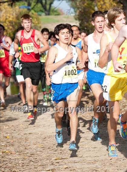 Thumbnail 2 in CIF State Cross Country Championships (Boys Division IV) photogallery.