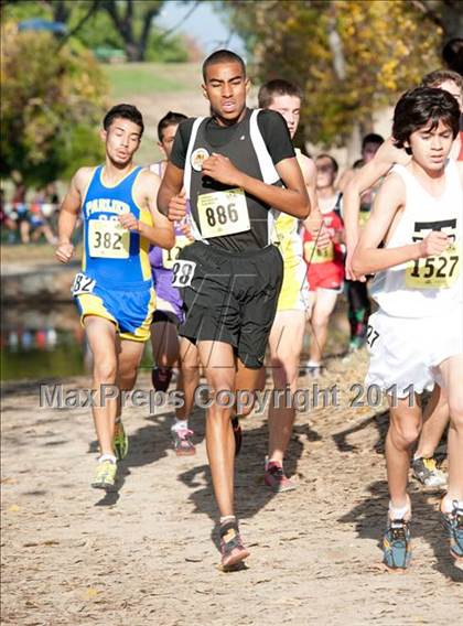 Thumbnail 3 in CIF State Cross Country Championships (Boys Division IV) photogallery.