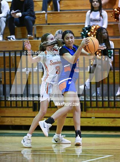 Thumbnail 1 in JV: Osceola @ Seminole photogallery.