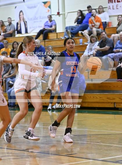 Thumbnail 1 in JV: Osceola @ Seminole photogallery.