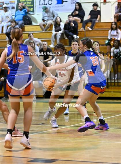 Thumbnail 3 in JV: Osceola @ Seminole photogallery.