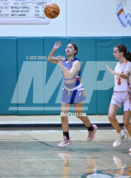 Thumbnail 1 in JV: Osceola @ Seminole photogallery.