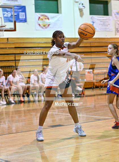 Thumbnail 2 in JV: Osceola @ Seminole photogallery.