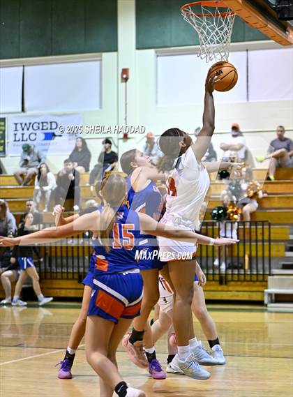 Thumbnail 1 in JV: Osceola @ Seminole photogallery.