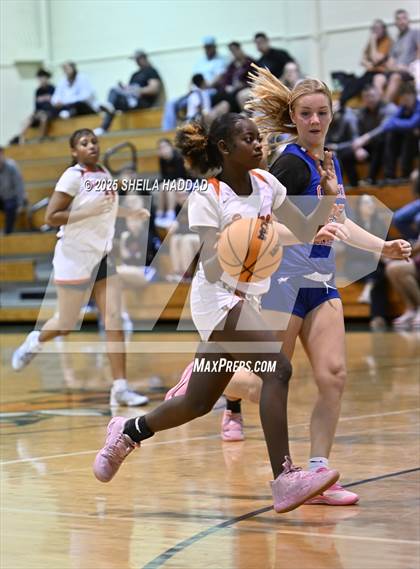 Thumbnail 2 in JV: Osceola @ Seminole photogallery.