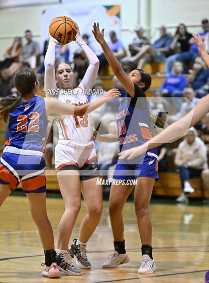 Thumbnail 2 in JV: Osceola @ Seminole photogallery.