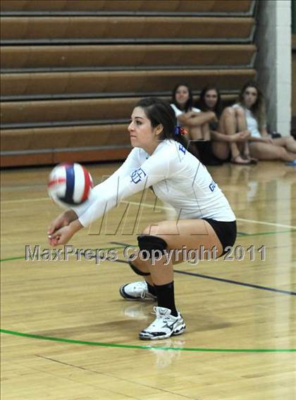 Thumbnail 3 in Bishop Gorman vs. Northview (2010 Durango Fall Classic) photogallery.