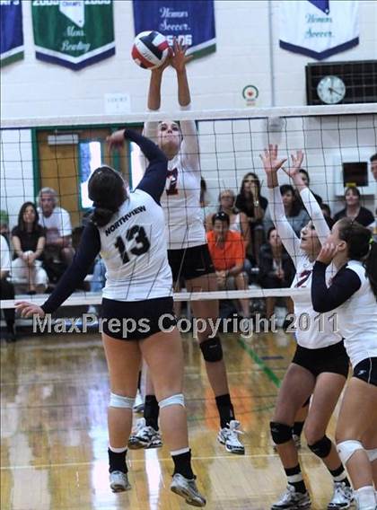 Thumbnail 1 in Bishop Gorman vs. Northview (2010 Durango Fall Classic) photogallery.