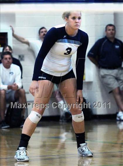 Thumbnail 3 in Bishop Gorman vs. Northview (2010 Durango Fall Classic) photogallery.