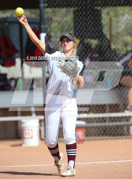 Thumbnail 2 in Silver Creek vs Horizon (Erie Tournament of Champions) photogallery.