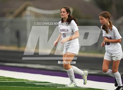 Thumbnail 1 in Magnolia @ College Station photogallery.