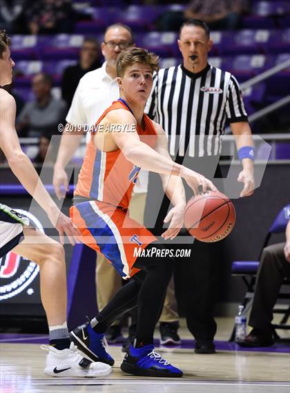 Thumbnail 3 in Timpanogos vs. Timpview (UHSAA 5A First Round) photogallery.