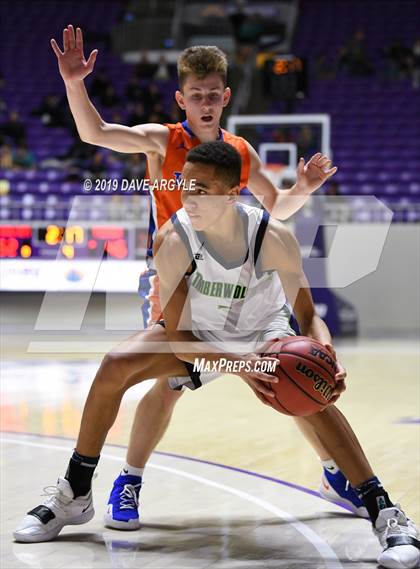 Thumbnail 2 in Timpanogos vs. Timpview (UHSAA 5A First Round) photogallery.