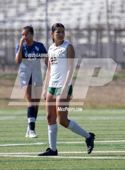 Thumbnail 1 in Smithson Valley vs. Harlingen South (UIL Regional IV 5A D1 Soccer Semifinals) photogallery.