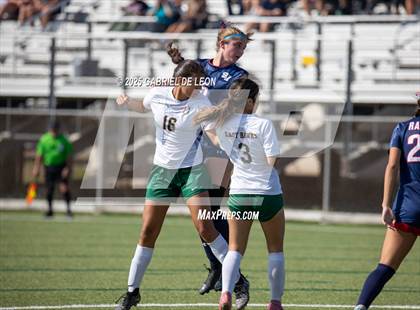 Thumbnail 1 in Smithson Valley vs. Harlingen South (UIL Regional IV 5A D1 Soccer Semifinals) photogallery.