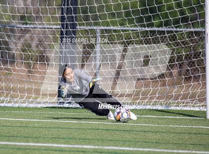 Thumbnail 1 in Smithson Valley vs. Harlingen South (UIL Regional IV 5A D1 Soccer Semifinals) photogallery.
