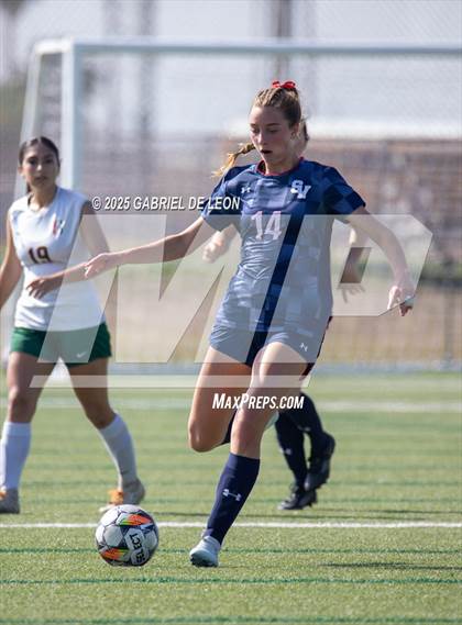 Thumbnail 3 in Smithson Valley vs. Harlingen South (UIL Regional IV 5A D1 Soccer Semifinals) photogallery.