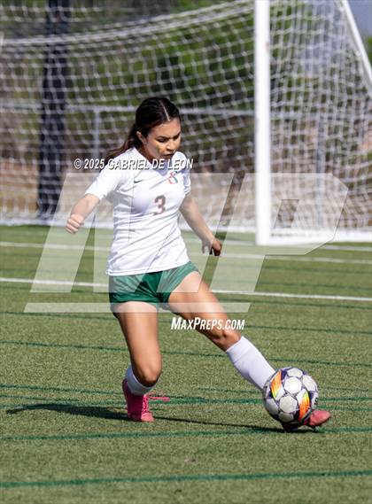 Thumbnail 2 in Smithson Valley vs. Harlingen South (UIL Regional IV 5A D1 Soccer Semifinals) photogallery.
