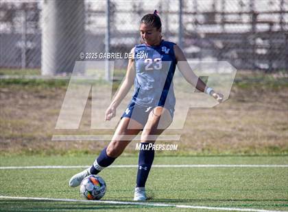 Thumbnail 1 in Smithson Valley vs. Harlingen South (UIL Regional IV 5A D1 Soccer Semifinals) photogallery.