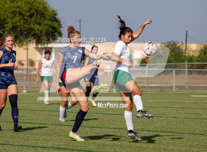 Thumbnail 3 in Smithson Valley vs. Harlingen South (UIL Regional IV 5A D1 Soccer Semifinals) photogallery.