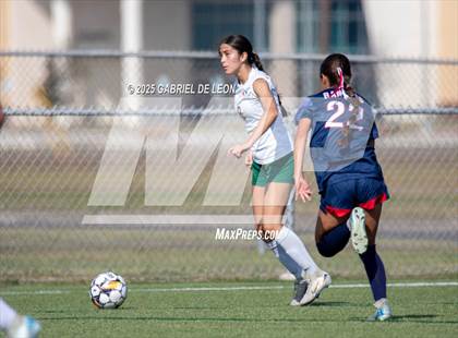 Thumbnail 2 in Smithson Valley vs. Harlingen South (UIL Regional IV 5A D1 Soccer Semifinals) photogallery.