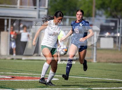 Thumbnail 1 in Smithson Valley vs. Harlingen South (UIL Regional IV 5A D1 Soccer Semifinals) photogallery.