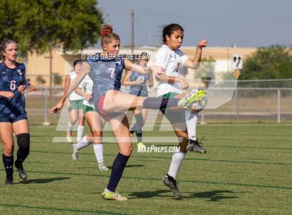 Thumbnail 2 in Smithson Valley vs. Harlingen South (UIL Regional IV 5A D1 Soccer Semifinals) photogallery.