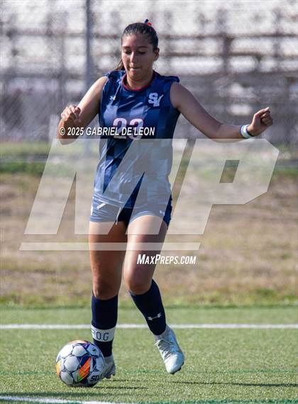 Thumbnail 2 in Smithson Valley vs. Harlingen South (UIL Regional IV 5A D1 Soccer Semifinals) photogallery.