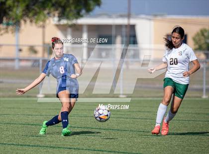 Thumbnail 3 in Smithson Valley vs. Harlingen South (UIL Regional IV 5A D1 Soccer Semifinals) photogallery.