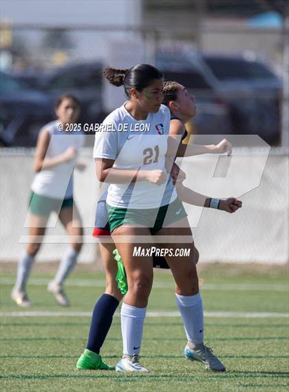 Thumbnail 3 in Smithson Valley vs. Harlingen South (UIL Regional IV 5A D1 Soccer Semifinals) photogallery.