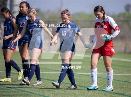 Thumbnail 2 in Smithson Valley vs. Harlingen South (UIL Regional IV 5A D1 Soccer Semifinals) photogallery.