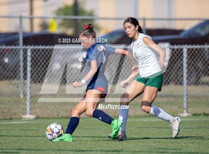 Thumbnail 2 in Smithson Valley vs. Harlingen South (UIL Regional IV 5A D1 Soccer Semifinals) photogallery.