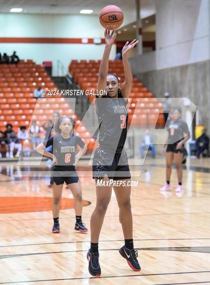 Thumbnail 2 in South Grand Prairie vs. Southlake Carroll (UIL Basketball 6A Area) photogallery.
