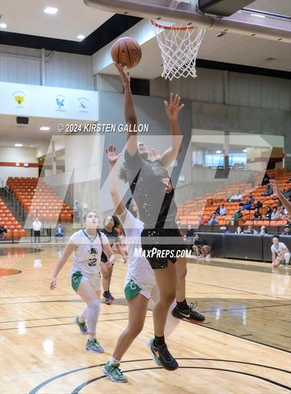 Thumbnail 2 in South Grand Prairie vs. Southlake Carroll (UIL Basketball 6A Area) photogallery.