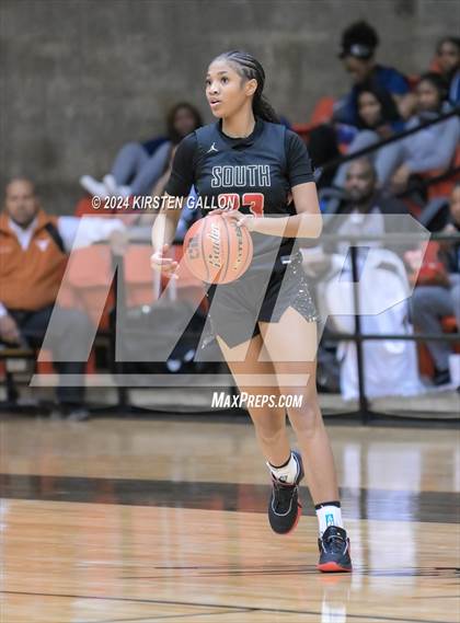 Thumbnail 3 in South Grand Prairie vs. Southlake Carroll (UIL Basketball 6A Area) photogallery.