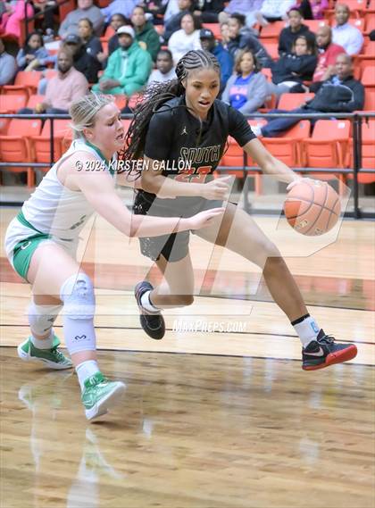 Thumbnail 3 in South Grand Prairie vs. Southlake Carroll (UIL Basketball 6A Area) photogallery.