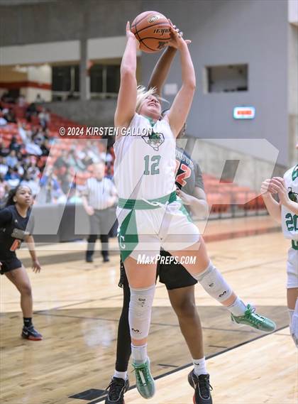 Thumbnail 3 in South Grand Prairie vs. Southlake Carroll (UIL Basketball 6A Area) photogallery.