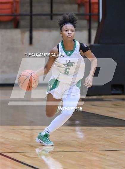 Thumbnail 1 in South Grand Prairie vs. Southlake Carroll (UIL Basketball 6A Area) photogallery.